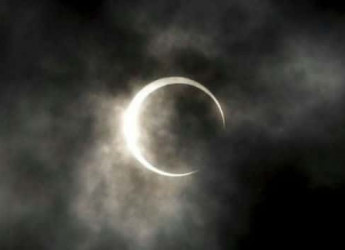 La Luna davanti al Sole: l’illusione catturata da GOES-19