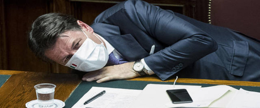 Conte, settimana da incubo al Senato: numeri in bilico. E Berlusconi gli sbatte le porte in faccia