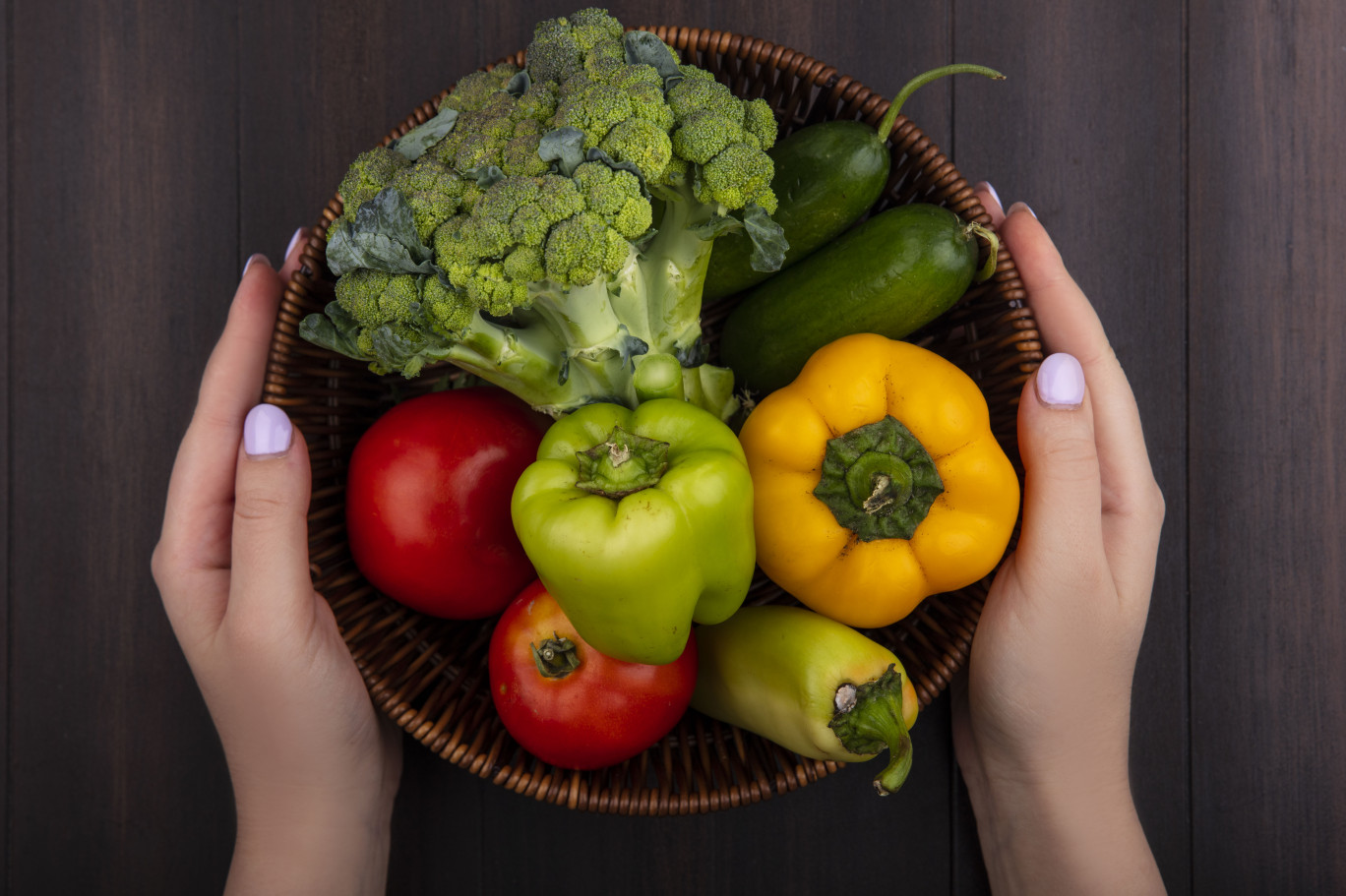 Mangiare tutti i giorni queste verdure può ridurre il rischio di tumore al colon: lo studio